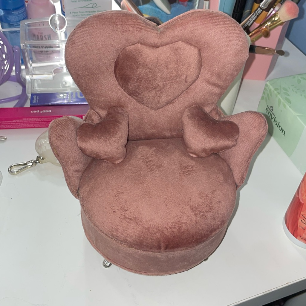 Cute Suede Heart Sofa Jewelry Box Holder With Mirror Brand New Cute Suede Heart Sofa Jewelry Box Holder With Mirror Brand New